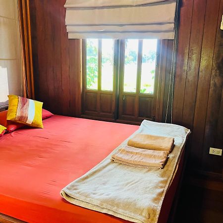 Thakrayang Brass Artisan Home Stay Ban Tha Krayang Luaran gambar