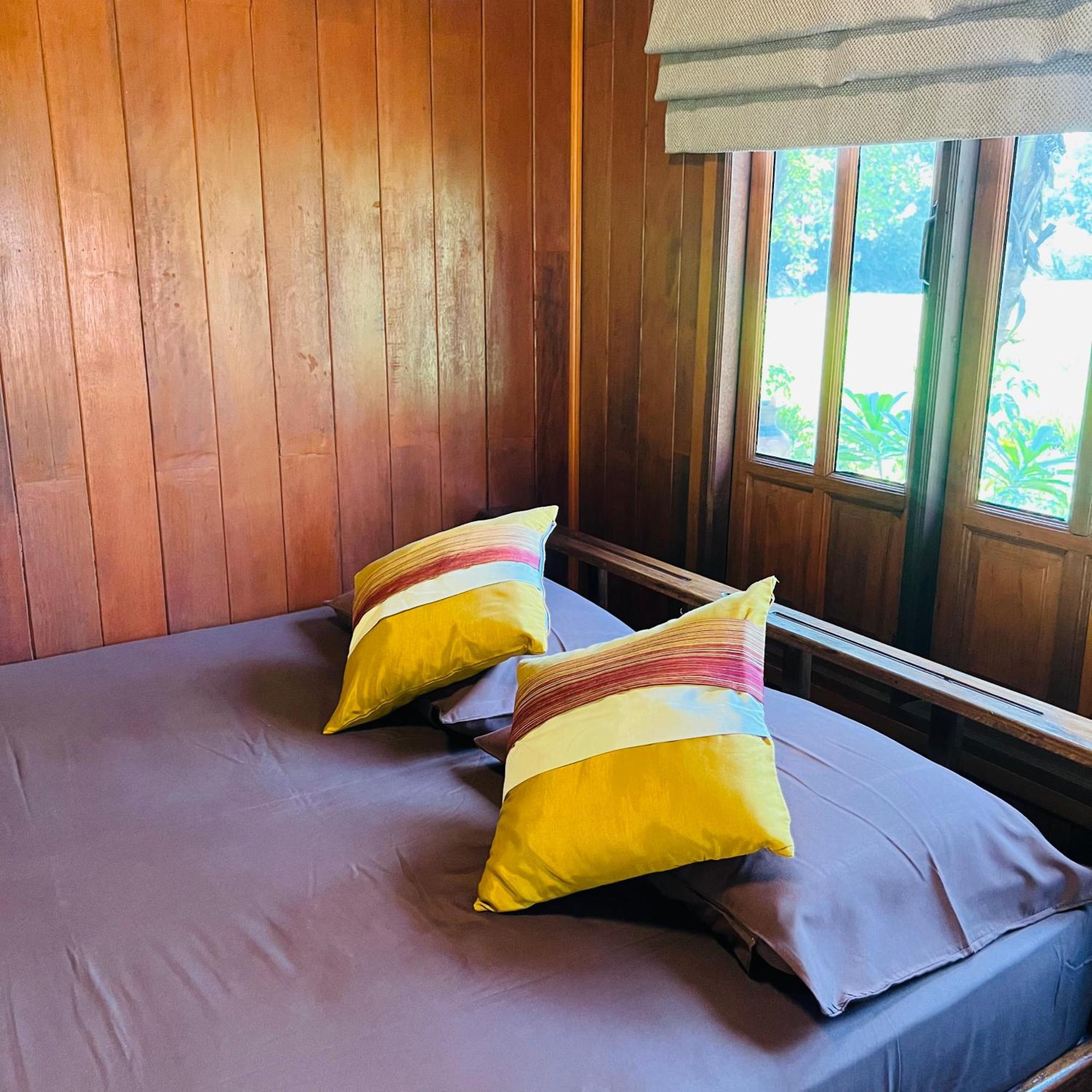 Thakrayang Brass Artisan Home Stay Ban Tha Krayang Luaran gambar