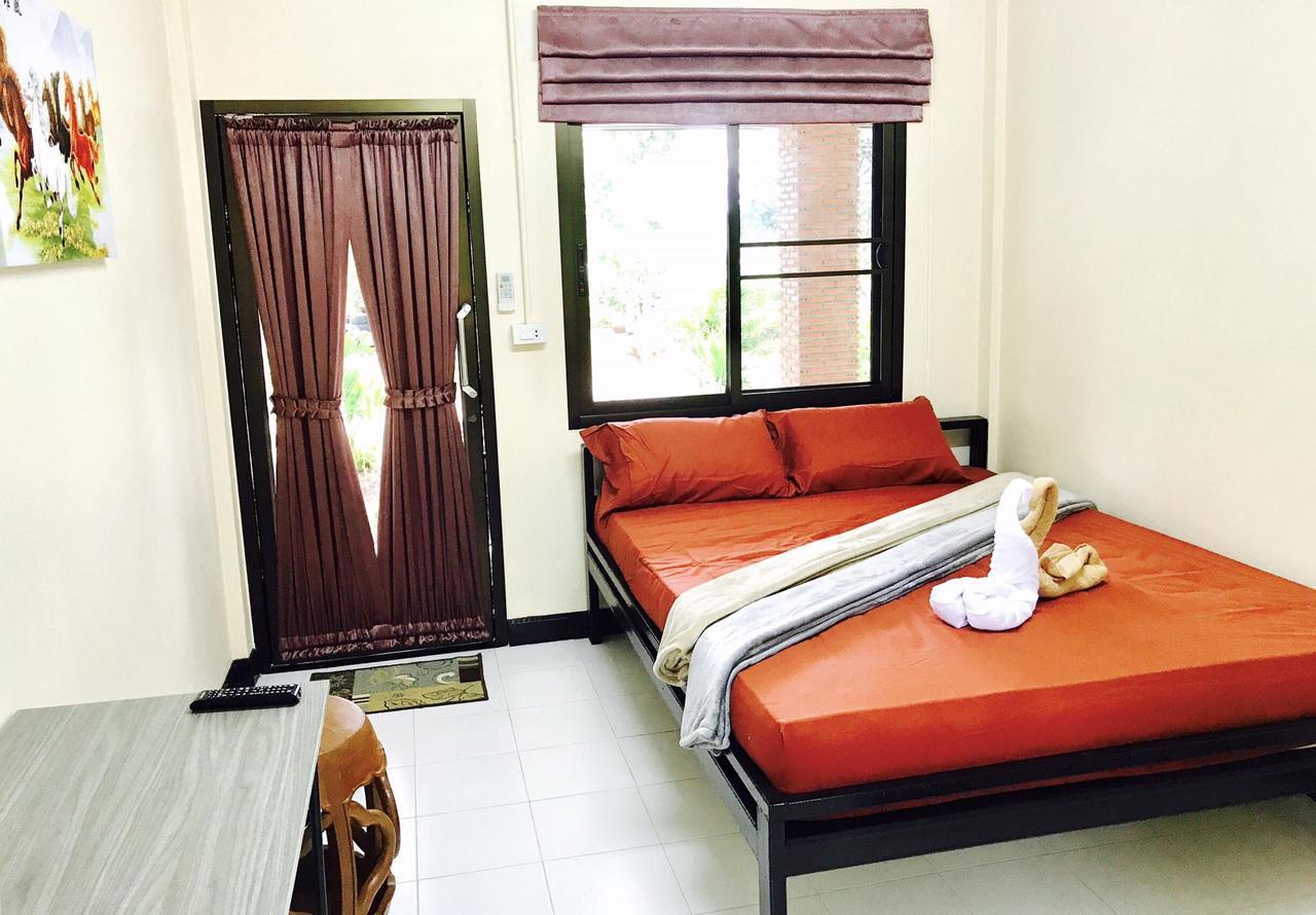 Thakrayang Brass Artisan Home Stay Ban Tha Krayang Luaran gambar